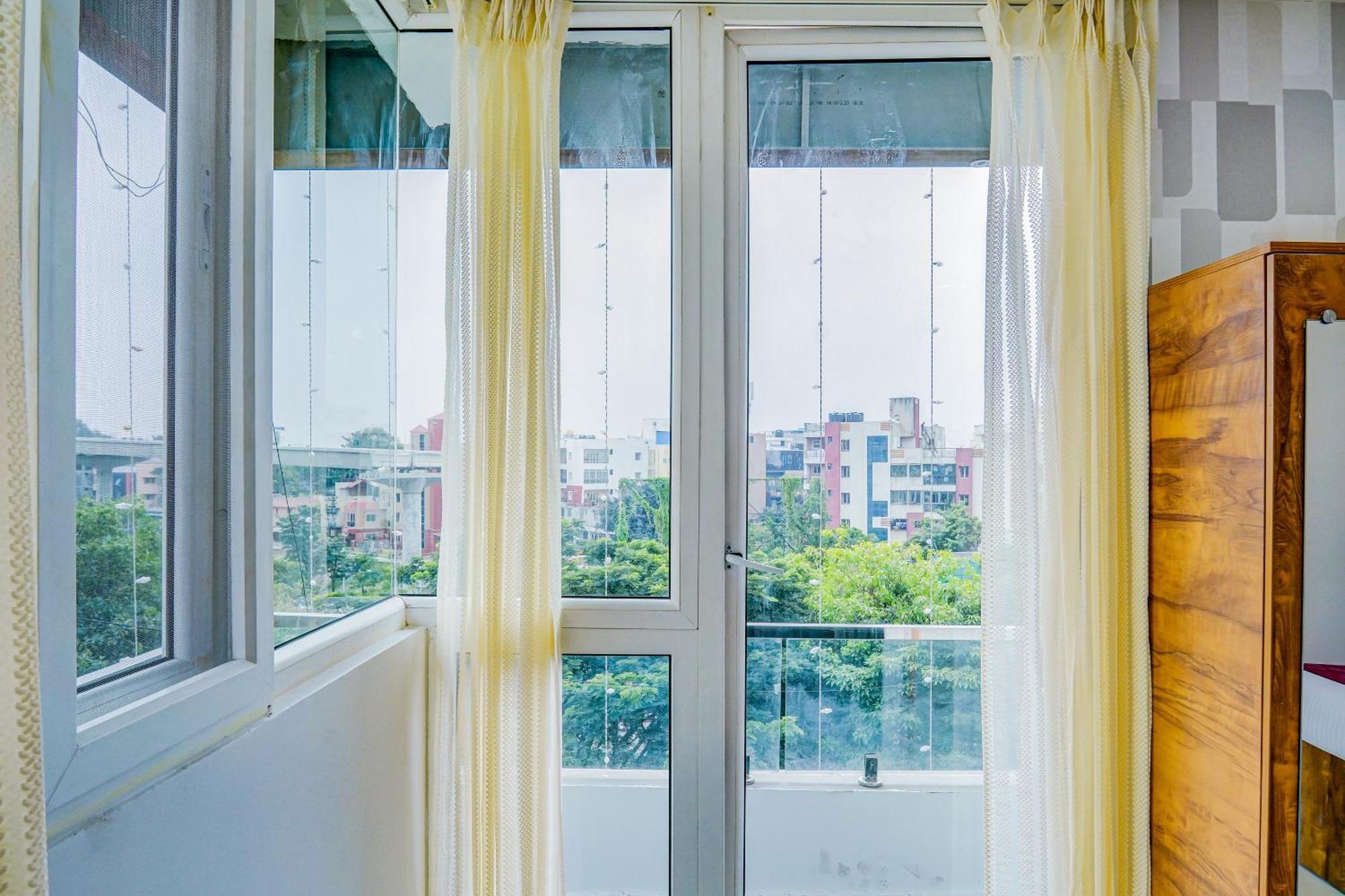The Emerald Inn Bengaluru Zewnętrze zdjęcie