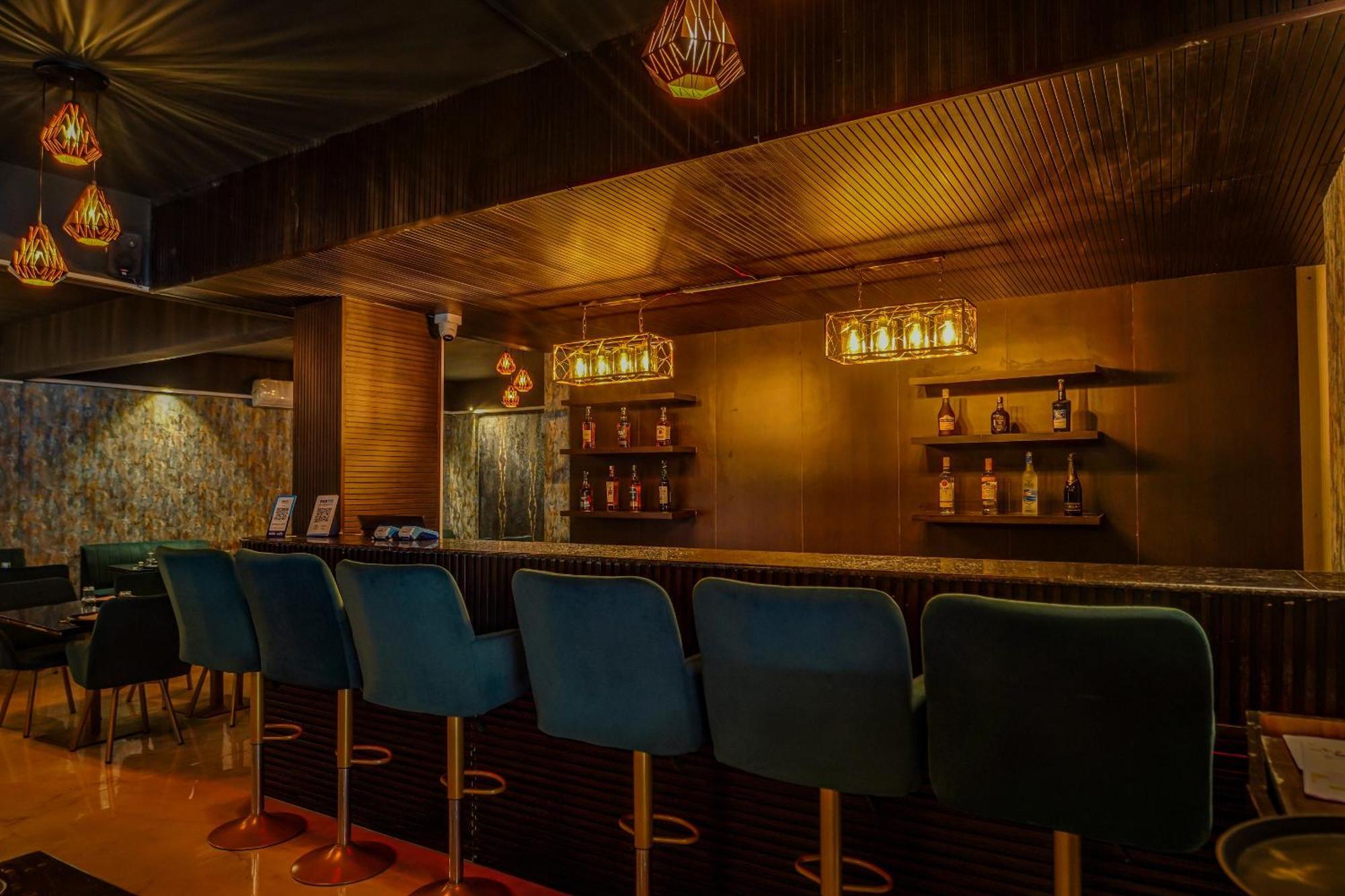 The Emerald Inn Bengaluru Zewnętrze zdjęcie