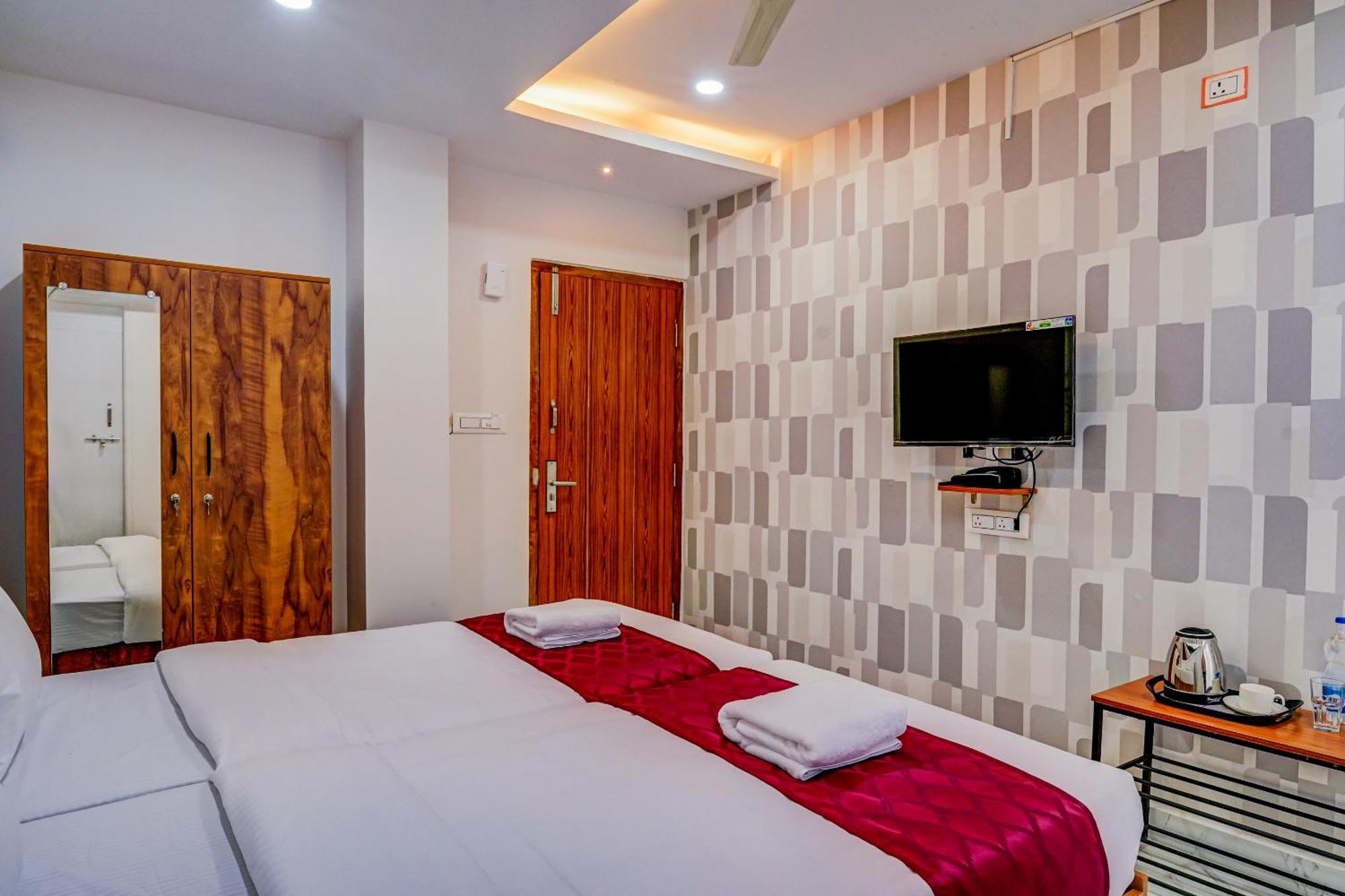 The Emerald Inn Bengaluru Zewnętrze zdjęcie
