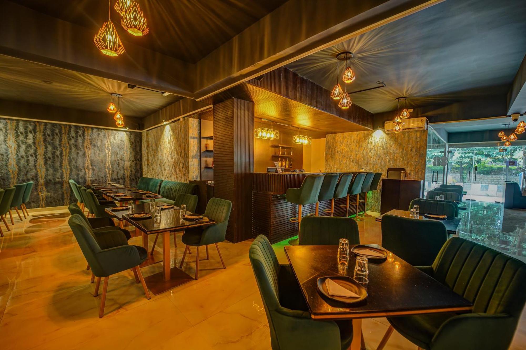 The Emerald Inn Bengaluru Zewnętrze zdjęcie